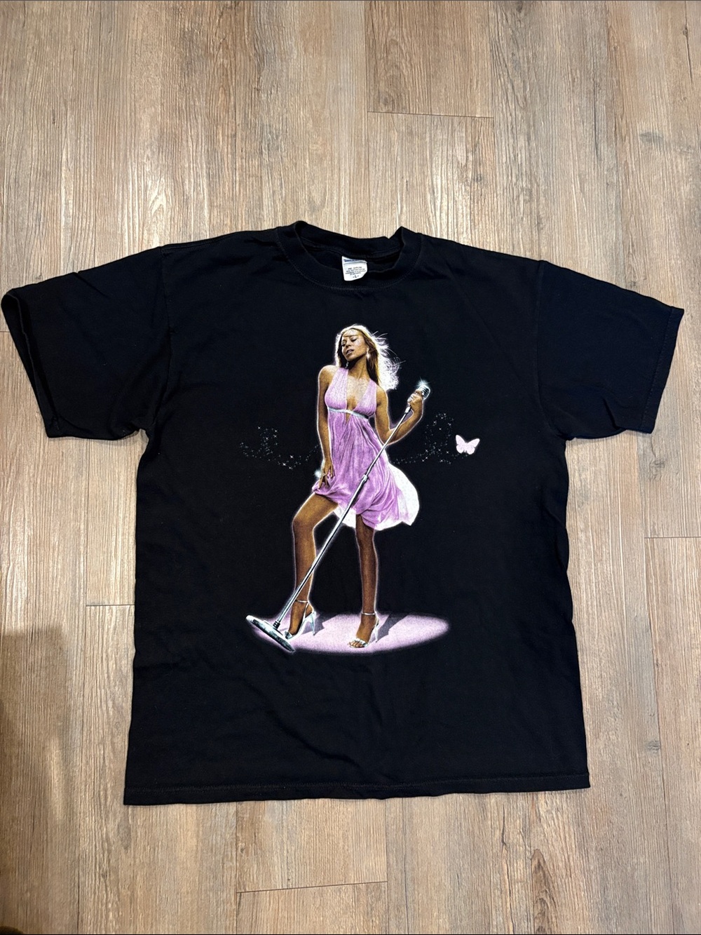 Unisex VINTAGE 2006 Mariah Carey Graphic T Shirt the adventures of MiMi Tour.